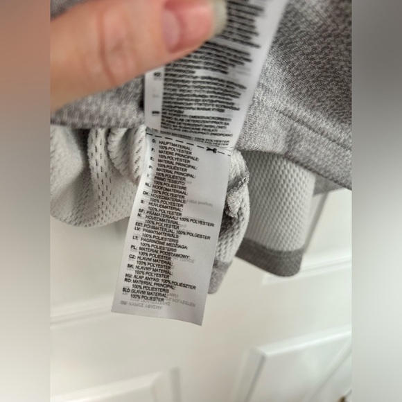 NWOT Adidas climawarm women’s gray hoodie size small - Picture 10 of 12